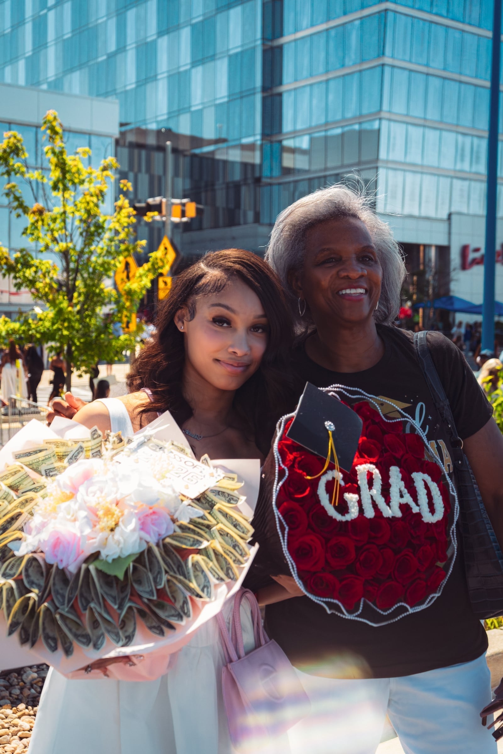 Gabby Grad 003
